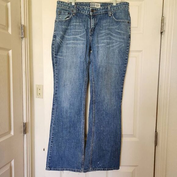 Levi Strauss signature misses 14 L low rise flared blue jeans - Picture 5 of 7